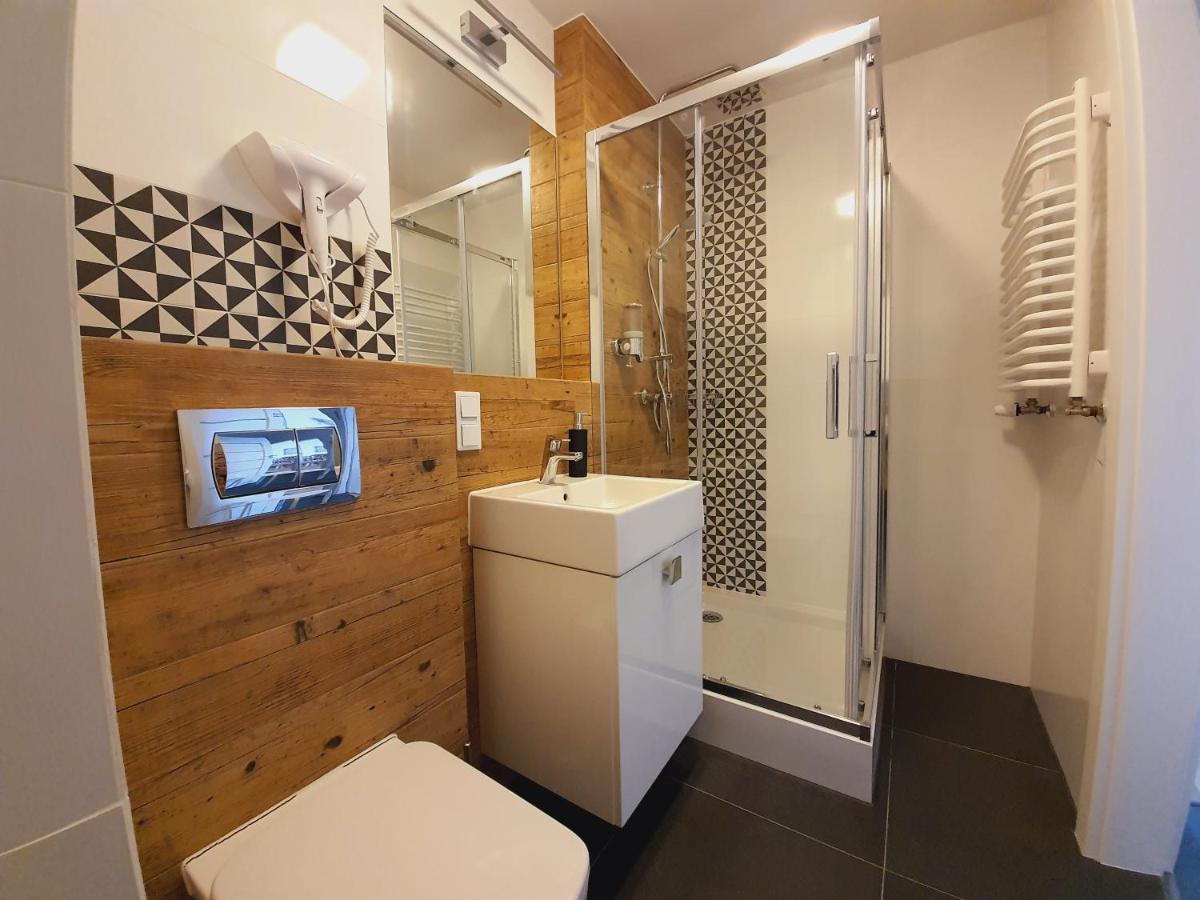 Apartament Krakowska Prestige Apartment Wroclaw Bagian luar foto