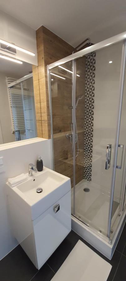 Apartament Krakowska Prestige Apartment Wroclaw Bagian luar foto